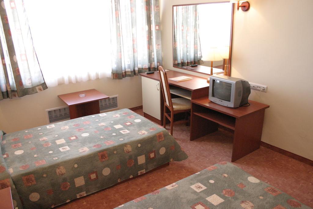 دوبريتش Hotel Bulgaria الغرفة الصورة