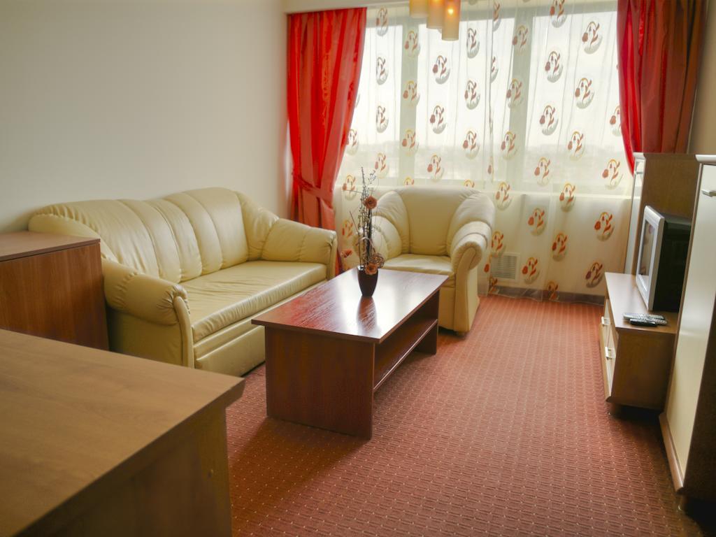 دوبريتش Hotel Bulgaria الغرفة الصورة